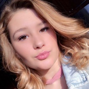 Meet your Posher, Brielle